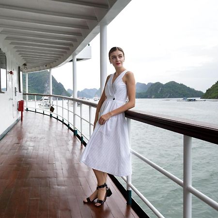 Emeraude Classic Cruises Hạ Long Extérieur photo