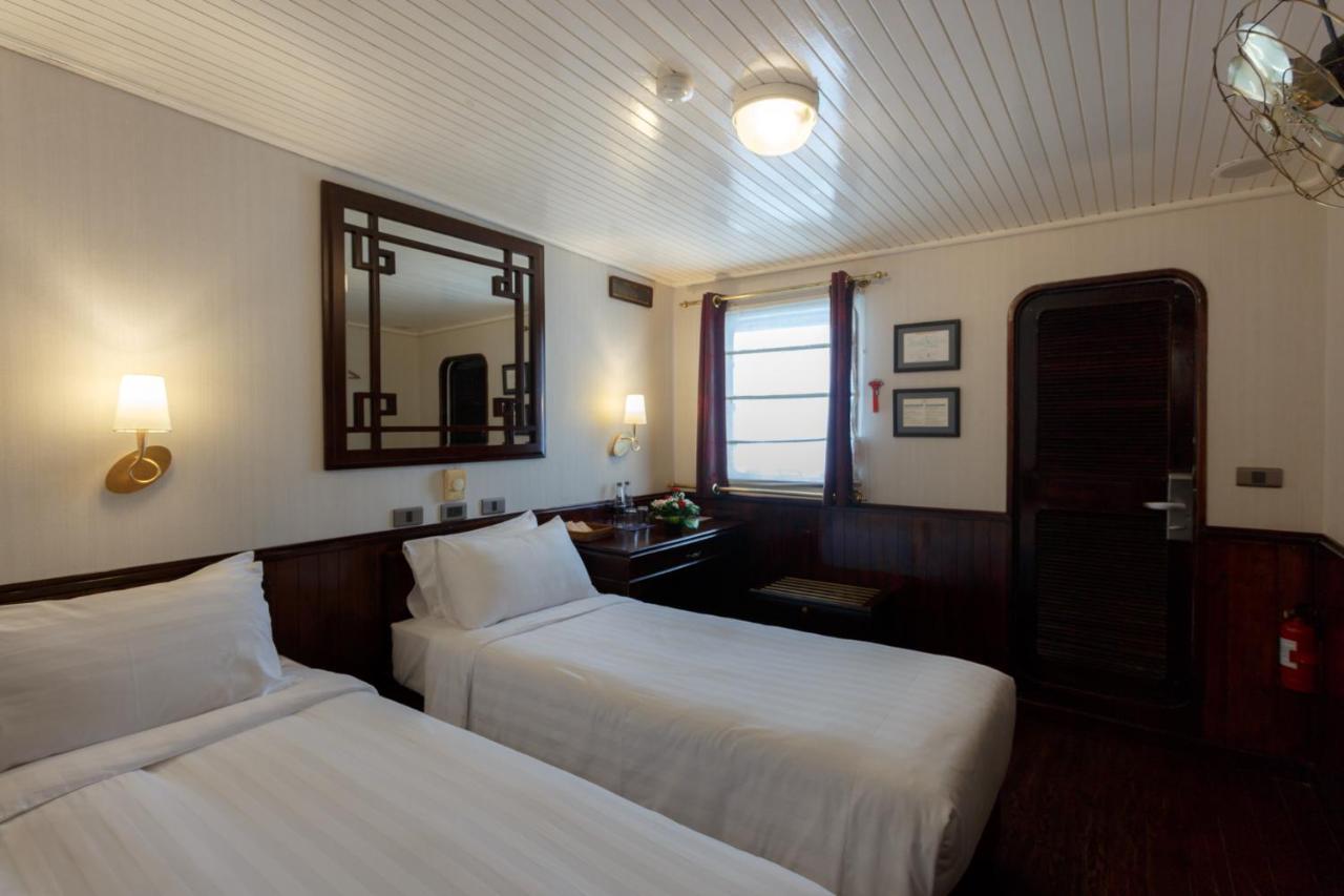 Emeraude Classic Cruises Hạ Long Extérieur photo