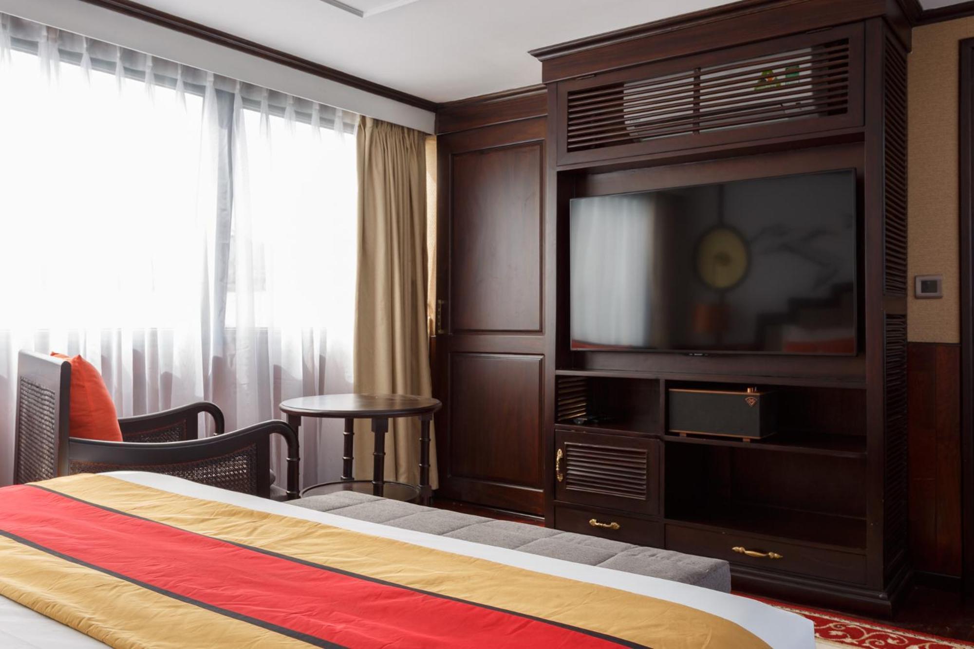 Emeraude Classic Cruises Hạ Long Extérieur photo