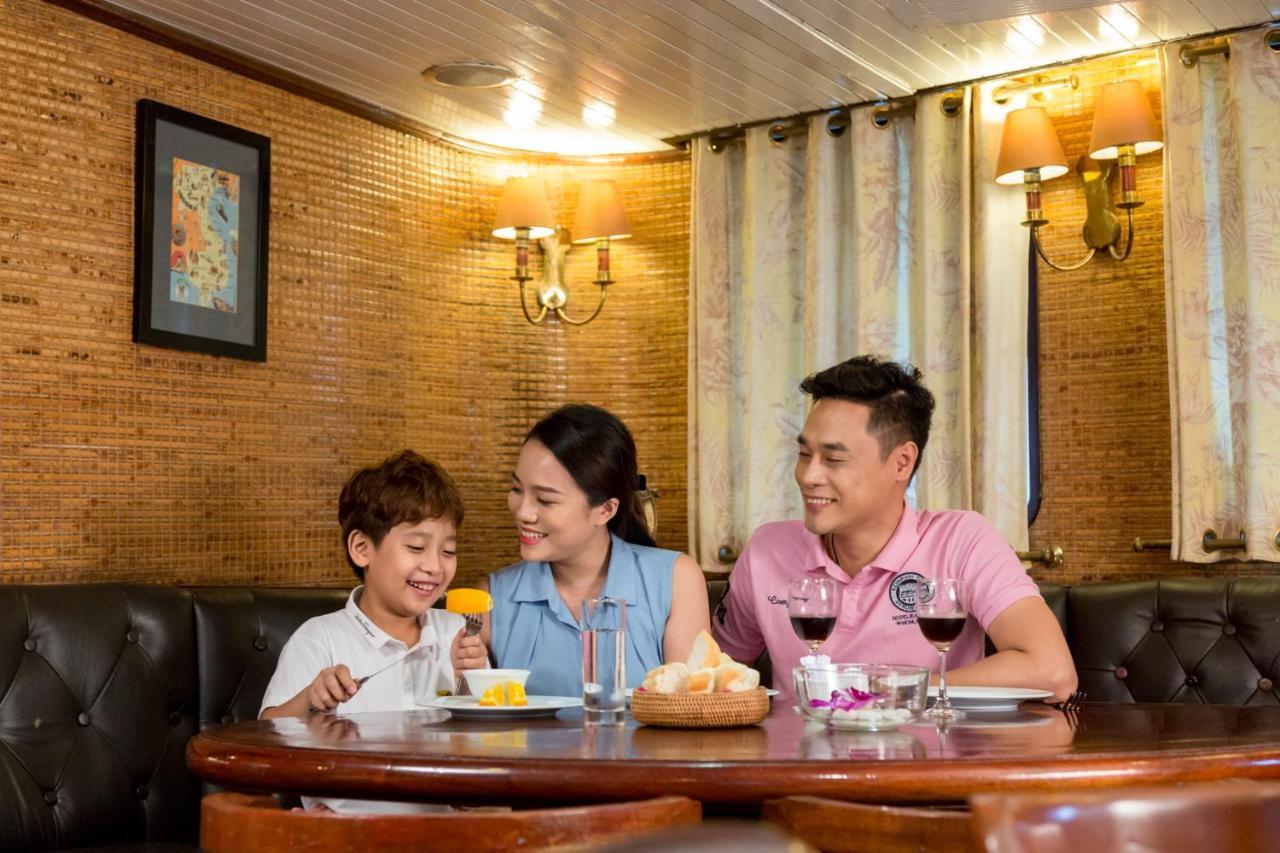 Emeraude Classic Cruises Hạ Long Extérieur photo