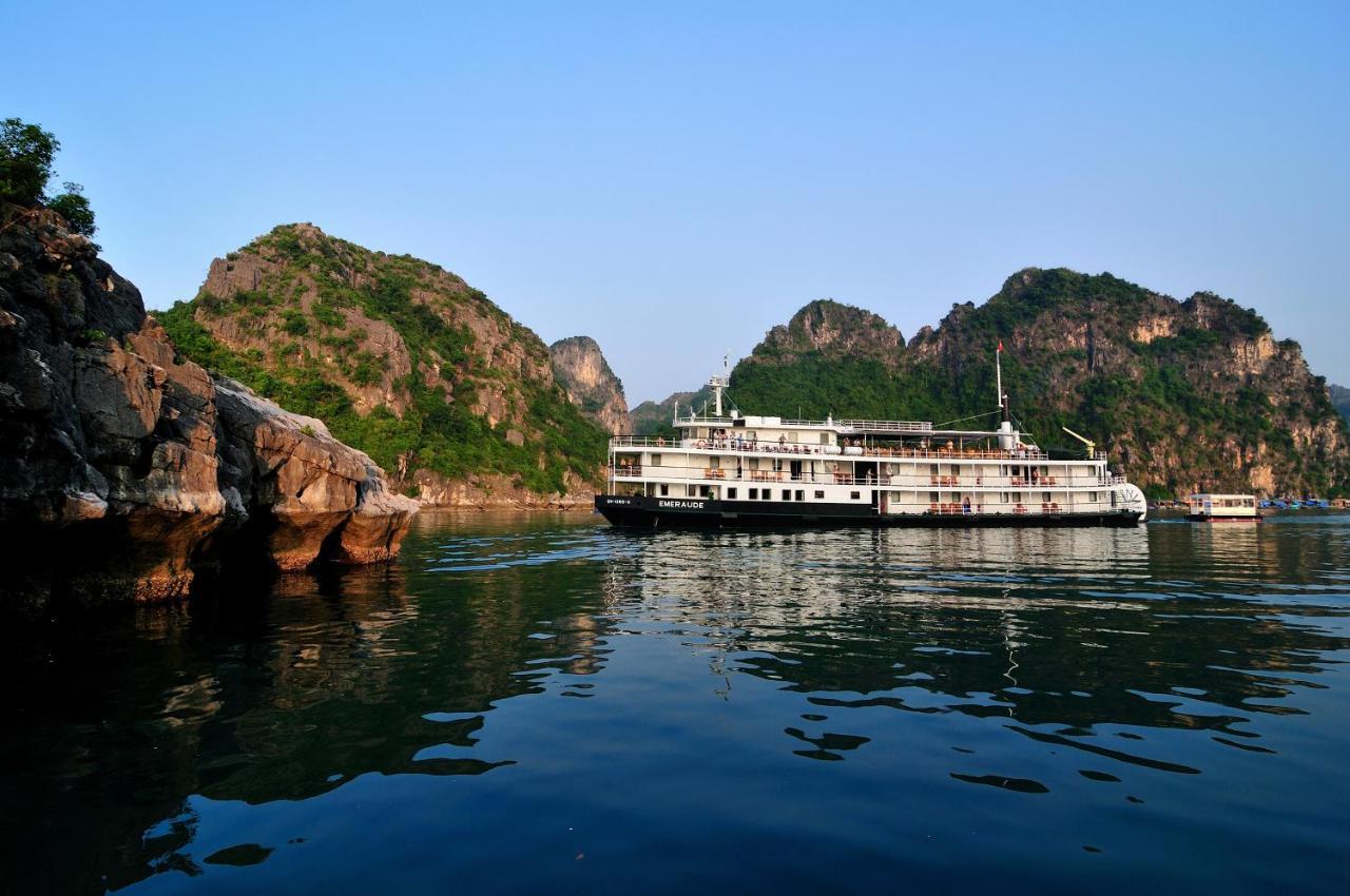 Emeraude Classic Cruises Hạ Long Extérieur photo