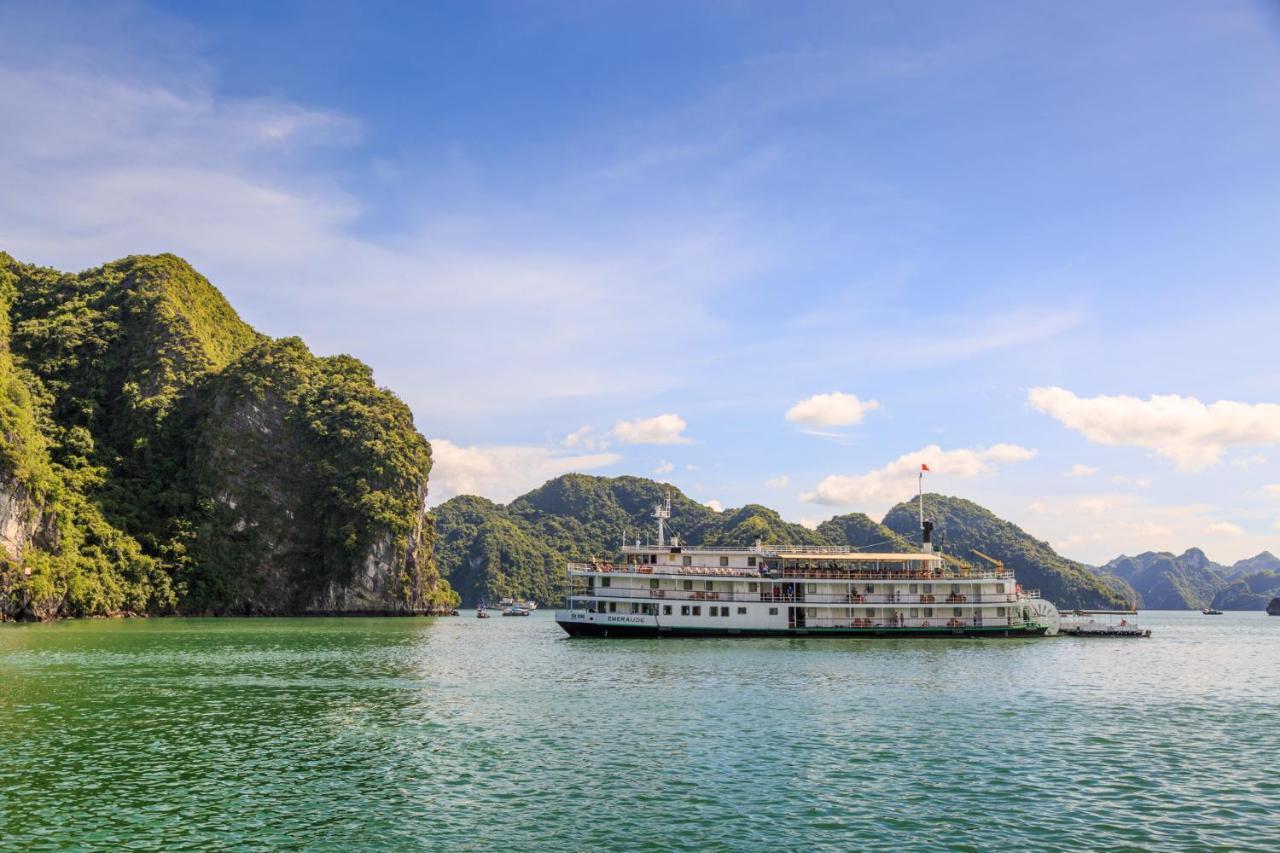 Emeraude Classic Cruises Hạ Long Extérieur photo